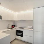 Modern With Balcony And Pool Ii By Homing شقة *