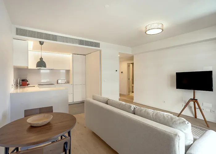 Modern With Balcony And Pool Ii By Homing
